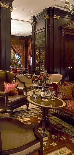 The Library Bar - The Lanesborough